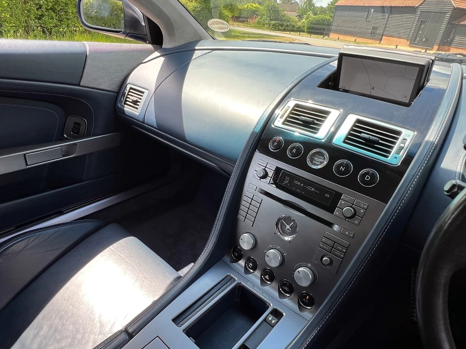2006 Aston Martin DB9 - Image 11 of 30