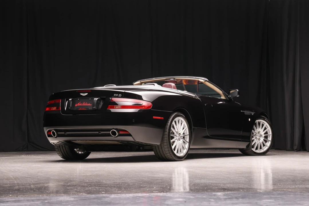 2006 Aston Martin DB9 - Image 15 of 31