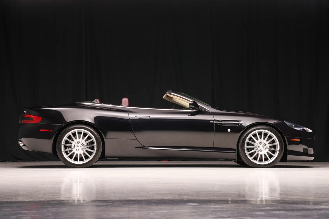 2006 Aston Martin DB9 - Image 19 of 31