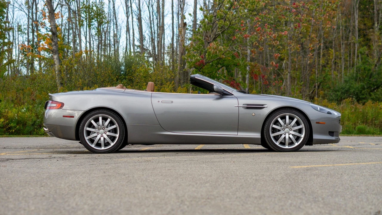 2006 Aston Martin DB9 - Image 14 of 31