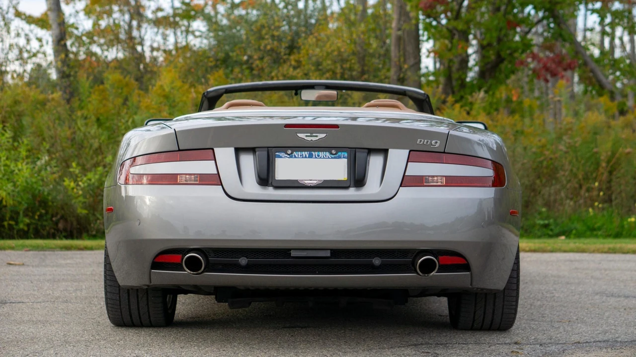 2006 Aston Martin DB9 - Image 12 of 31