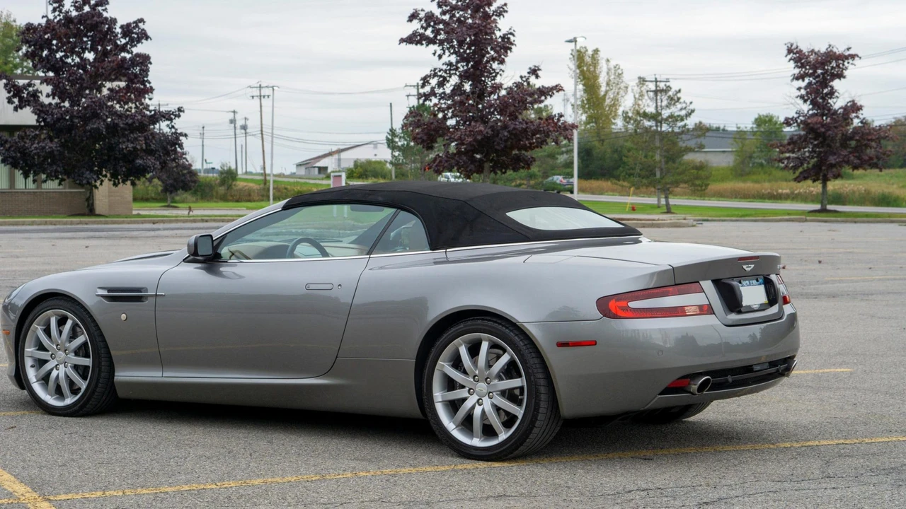 2006 Aston Martin DB9 - Image 19 of 31
