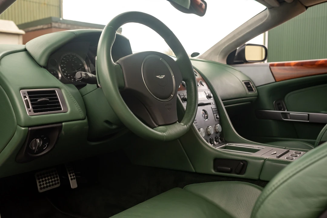2006 Aston Martin DB9 - Image 14 of 31