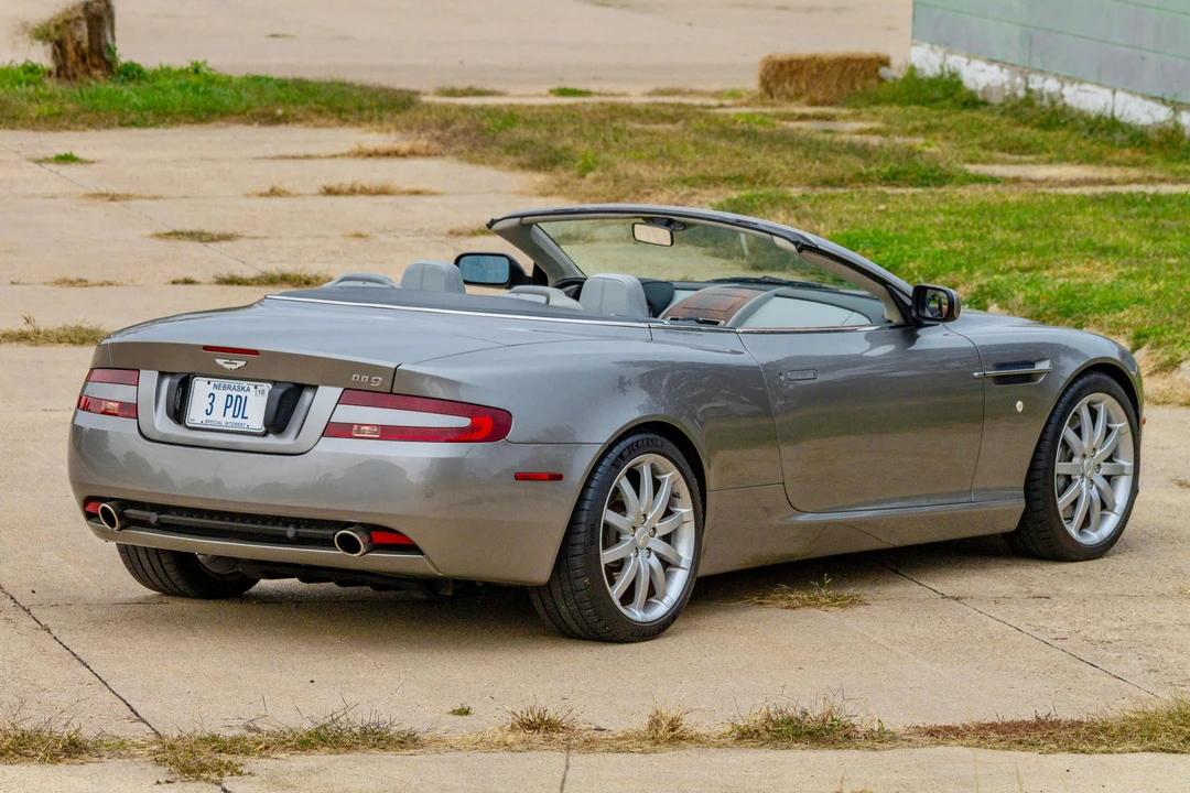 2006 Aston Martin DB9 - Image 18 of 31