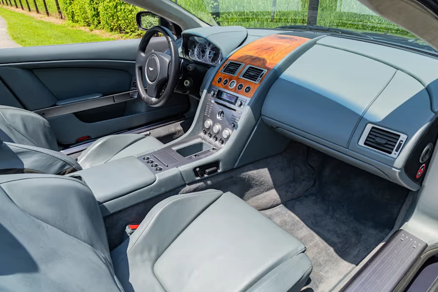 2006 Aston Martin DB9 - Image 16 of 31