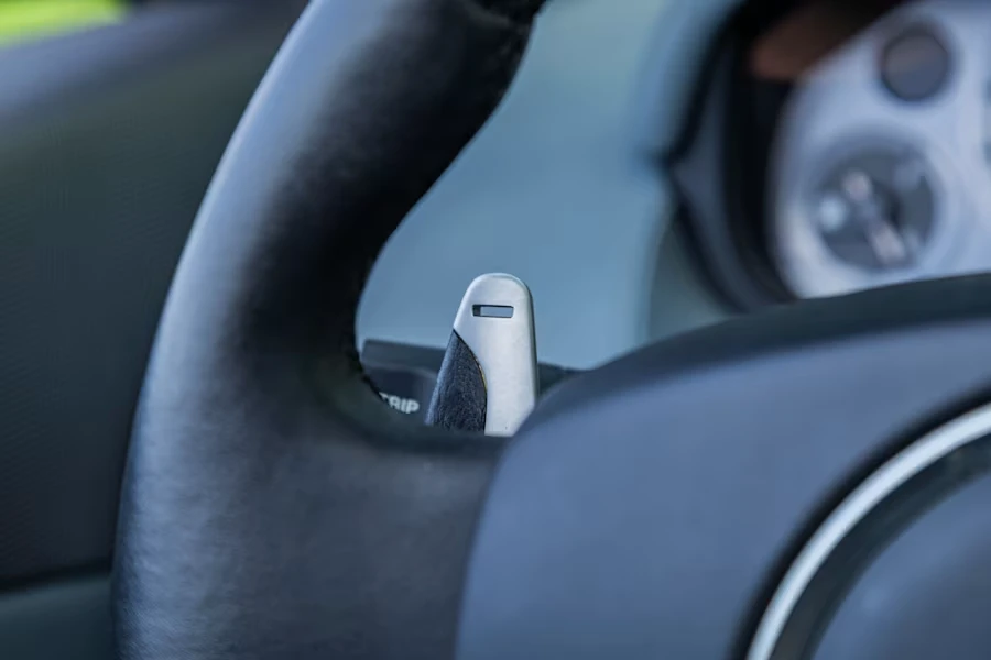 2006 Aston Martin DB9 - Image 30 of 31