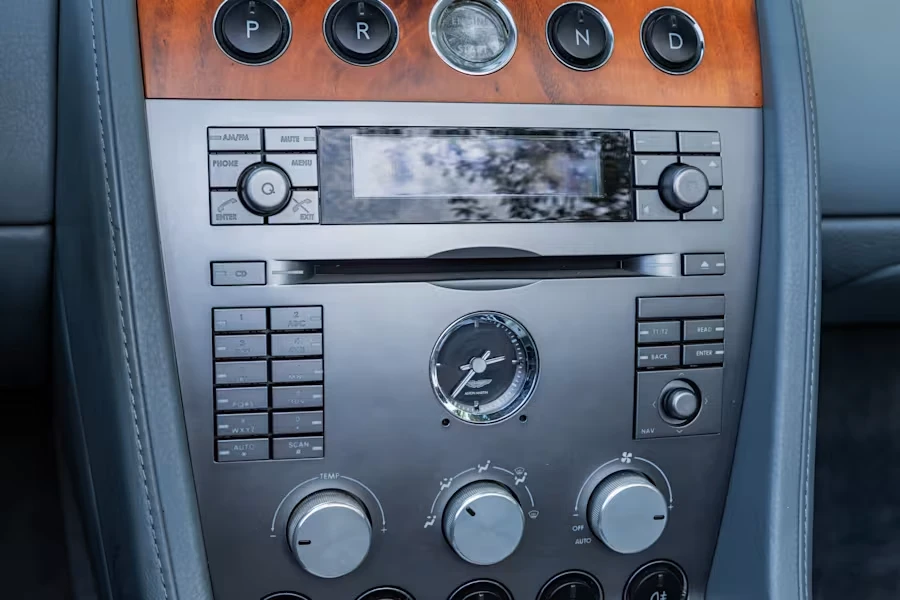 2006 Aston Martin DB9 - Image 25 of 31