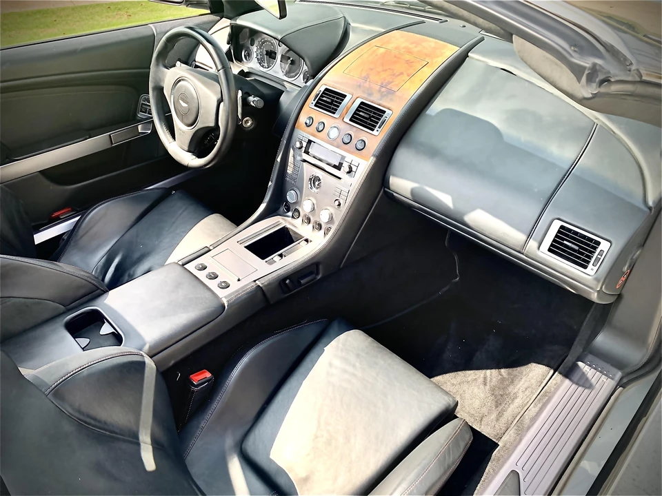 2006 Aston Martin DB9 - Image 28 of 31