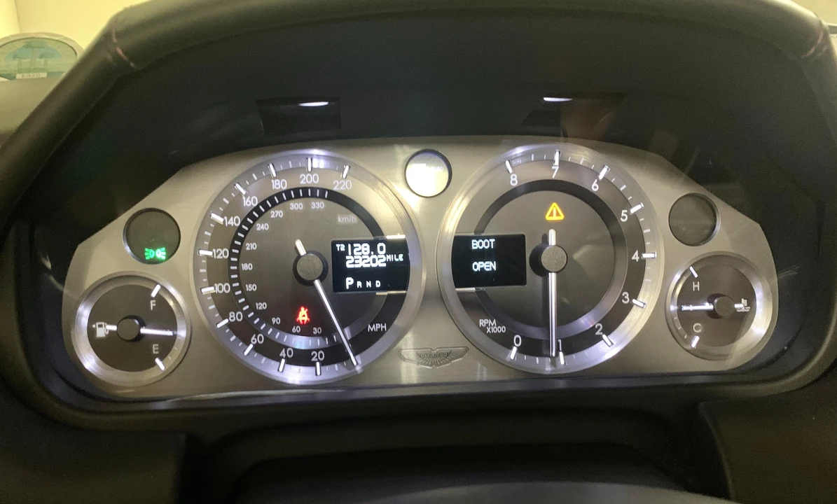 2006 Aston Martin DB9 - Image 30 of 31