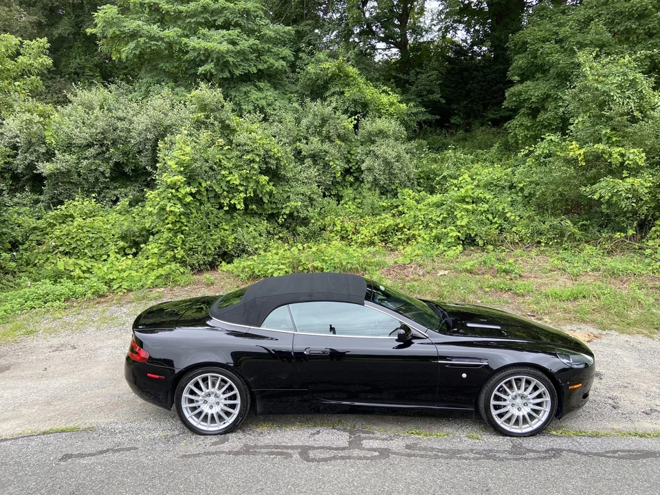 2006 Aston Martin DB9 - Image 17 of 31