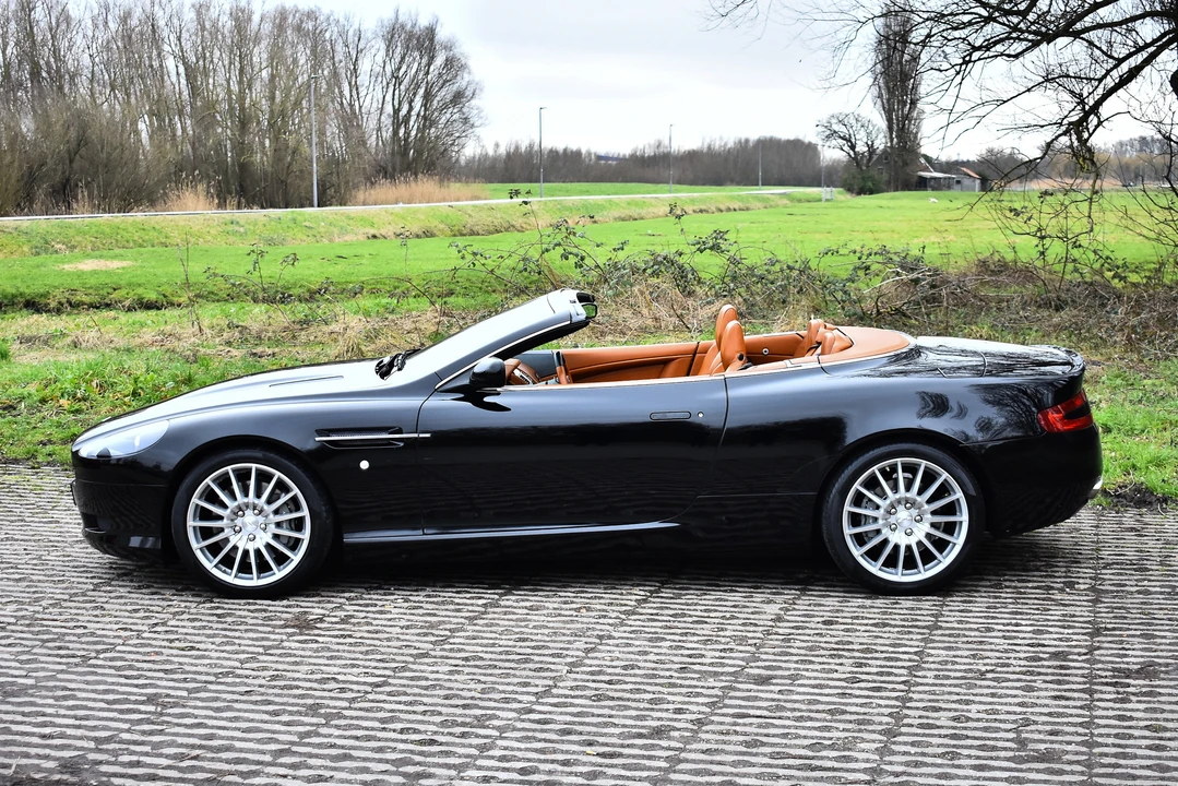 2008 Aston Martin DB9 - Image 25 of 31