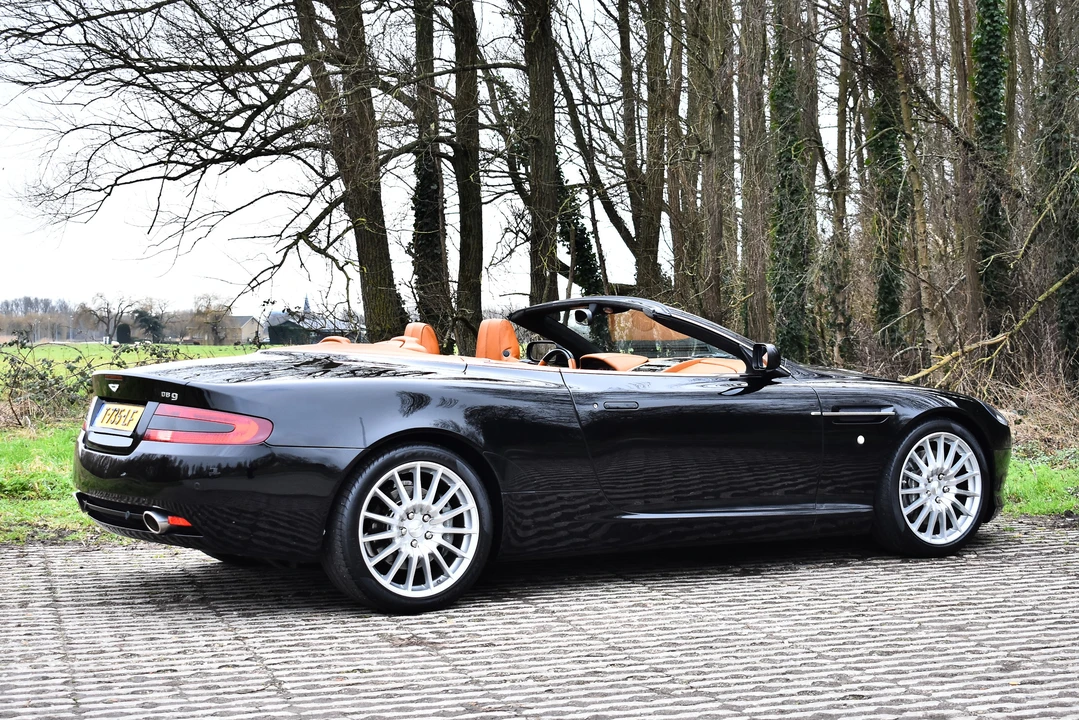 2008 Aston Martin DB9 - Image 8 of 31