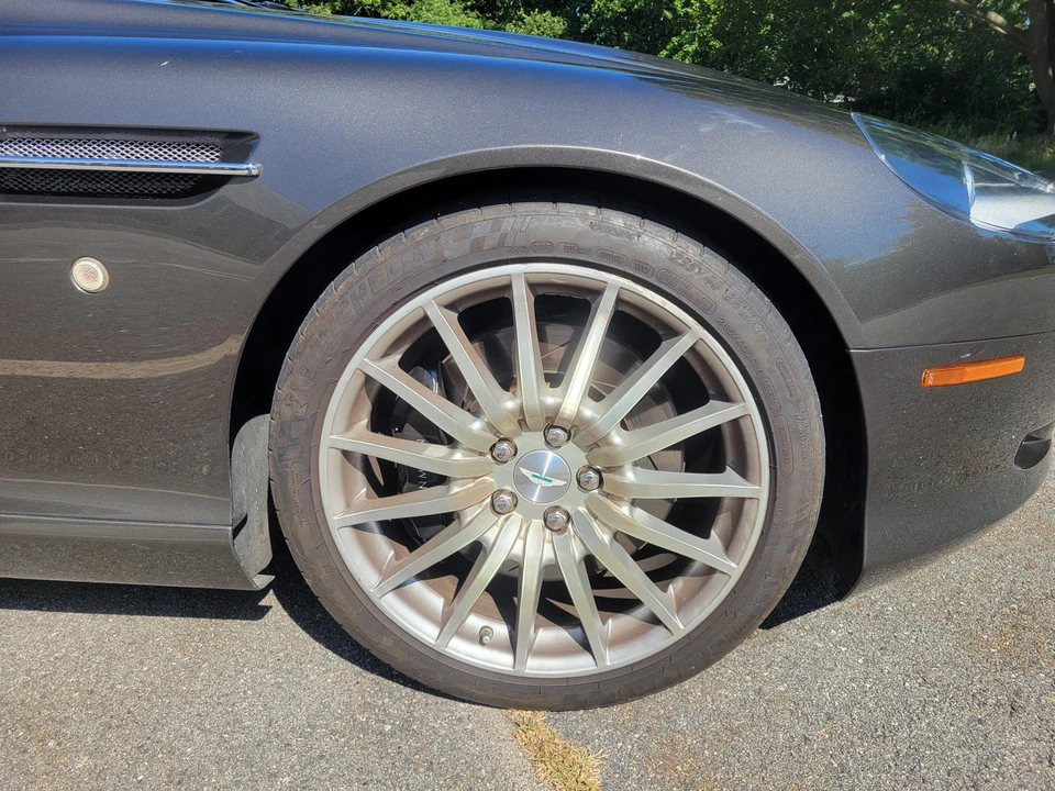 2006 Aston Martin DB9 - Image 25 of 31