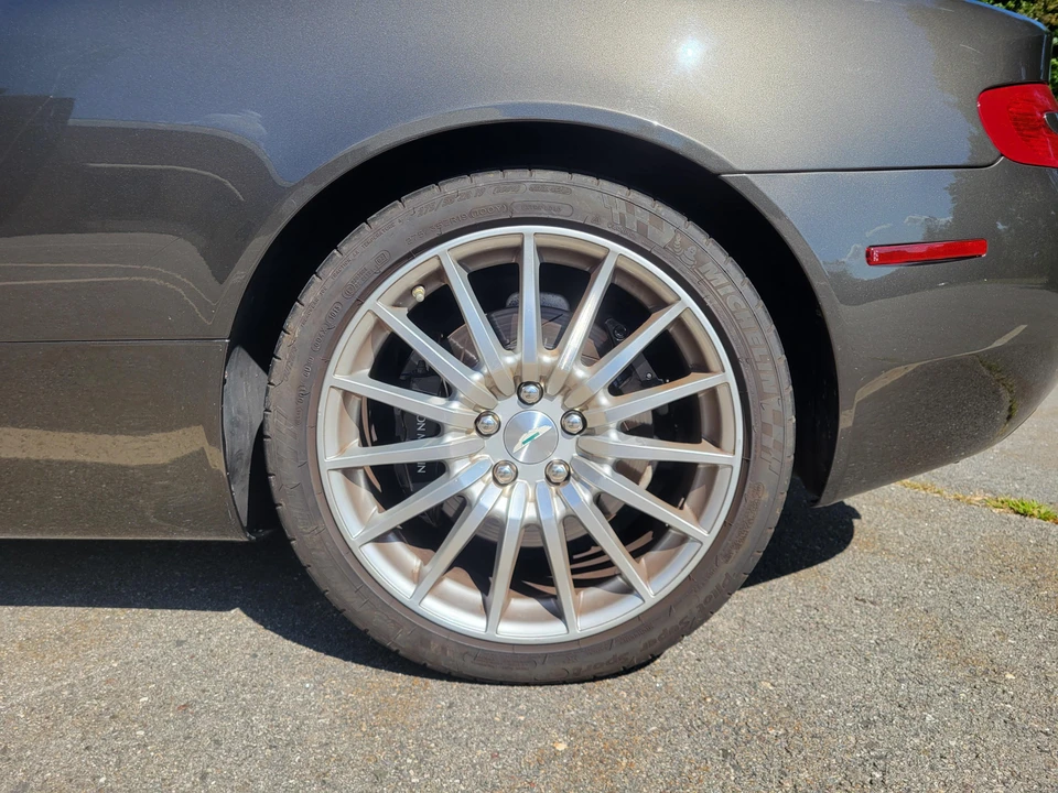 2006 Aston Martin DB9 - Image 23 of 31