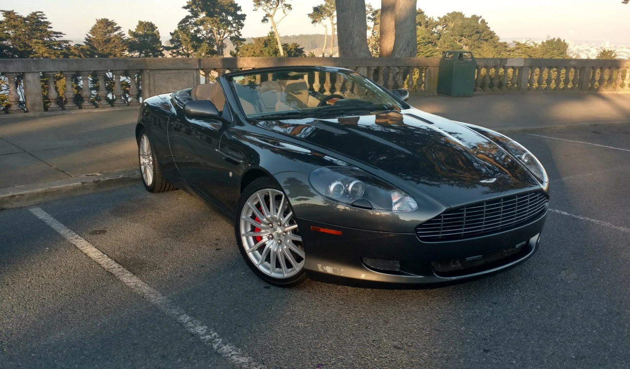 2006 Aston Martin DB9 - Image 17 of 31