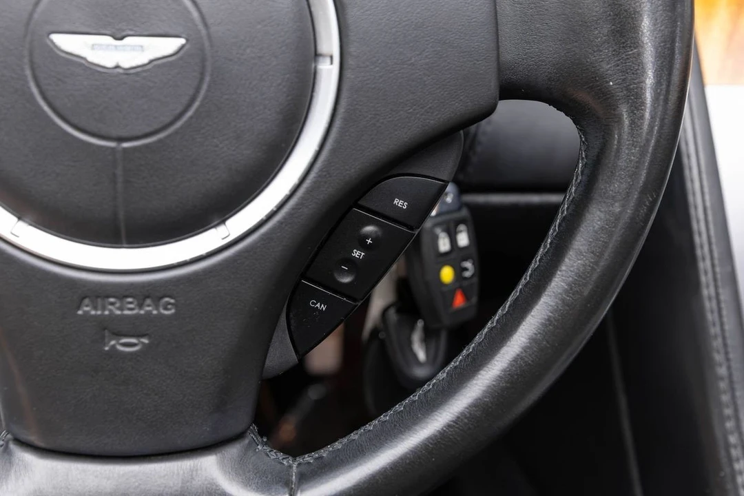 2006 Aston Martin DB9 - Image 27 of 31