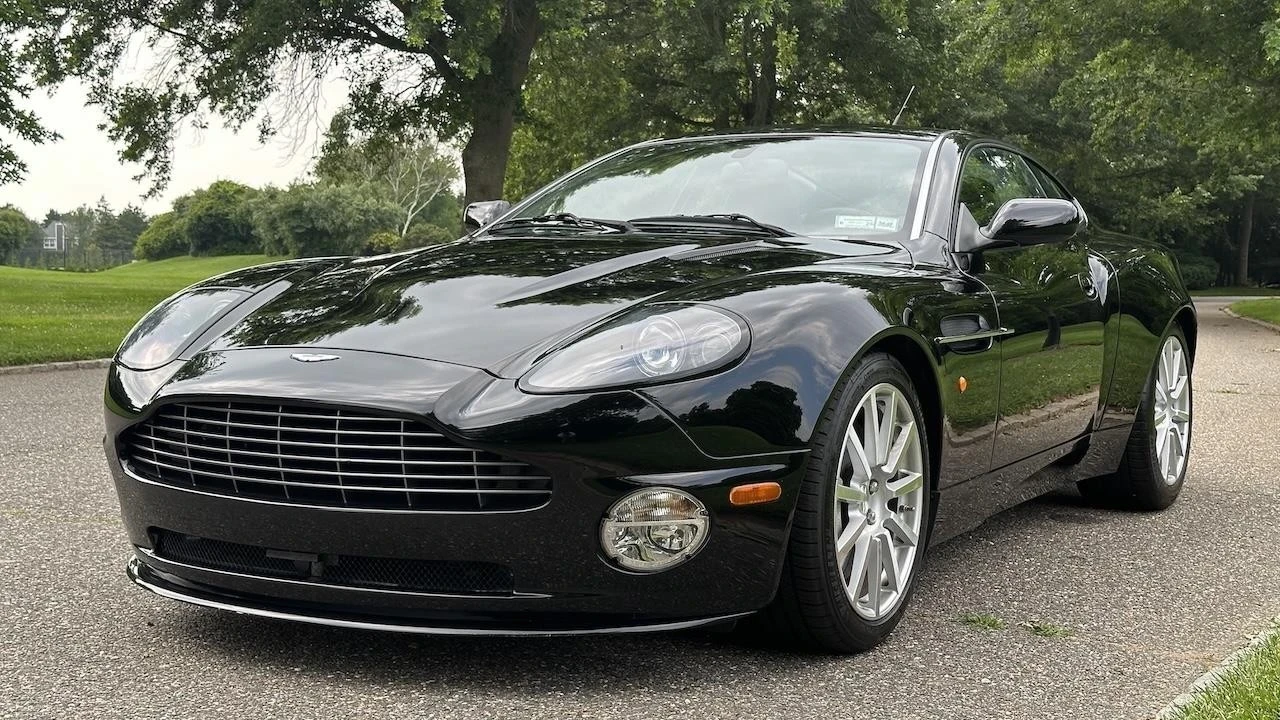 2006 Aston Martin Vanquish 1st Gen - Image 18 of 21