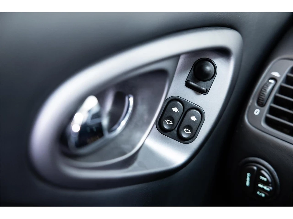2006 Aston Martin Vanquish S 1st Gen - Image 9 of 31