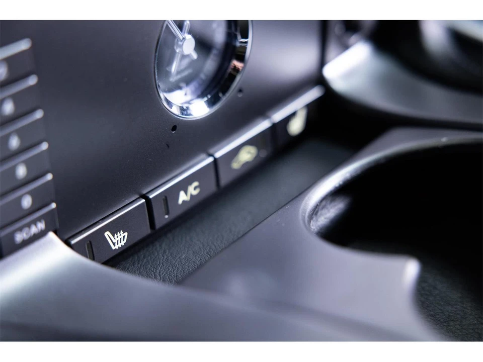 2006 Aston Martin Vanquish S 1st Gen - Image 18 of 31