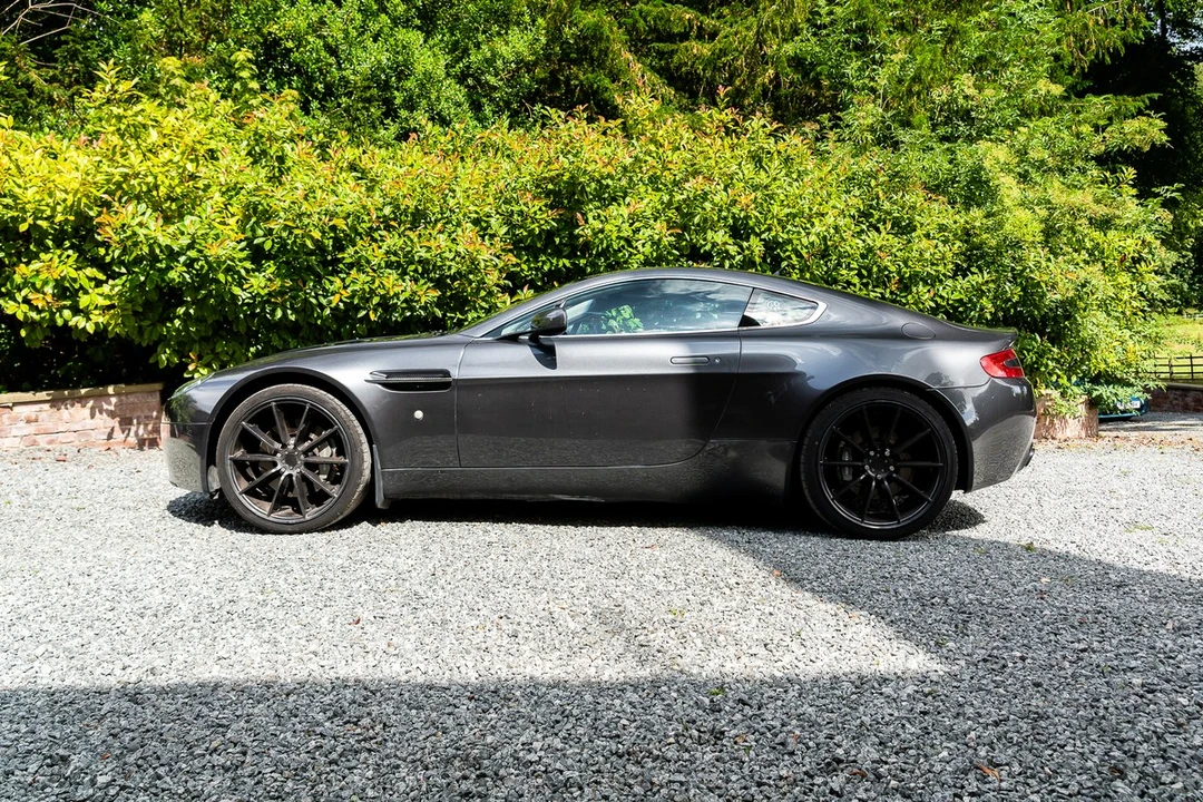 2006 Aston Martin V8 Vantage (2006-2017) - Image 12 of 30