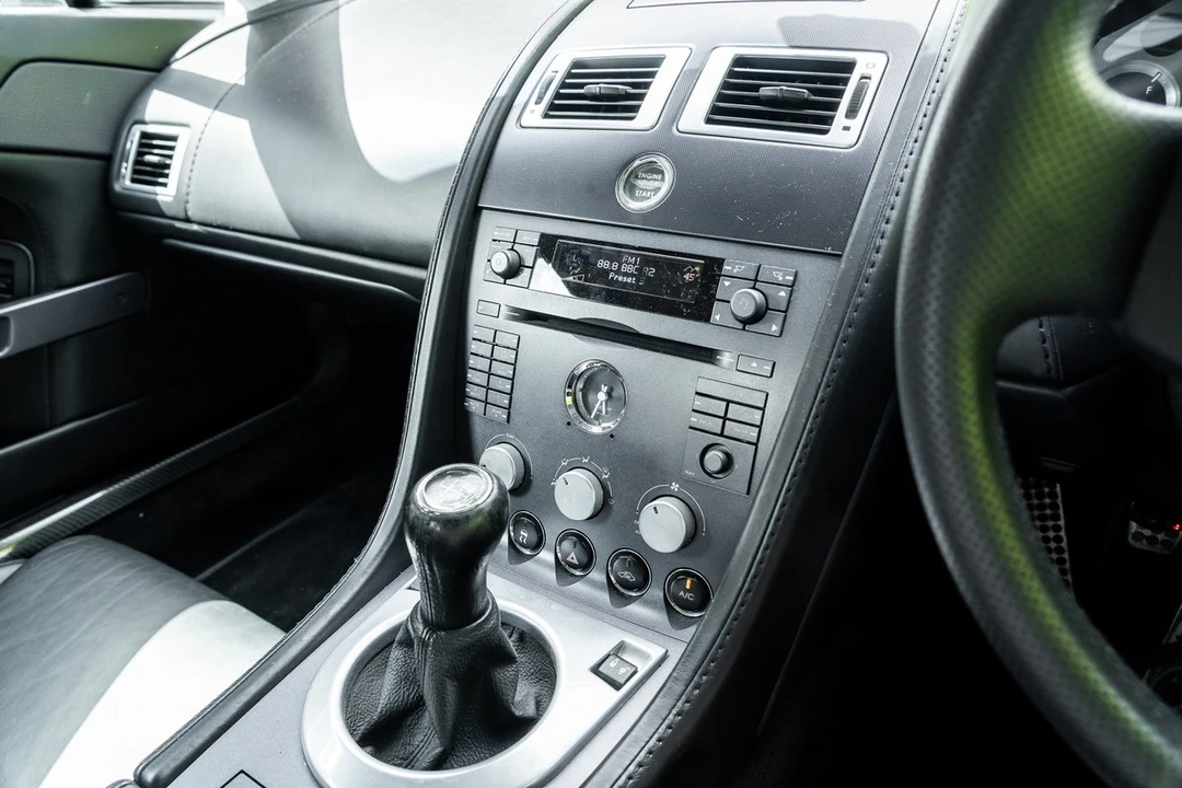 2006 Aston Martin V8 Vantage (2006-2017) - Image 26 of 30