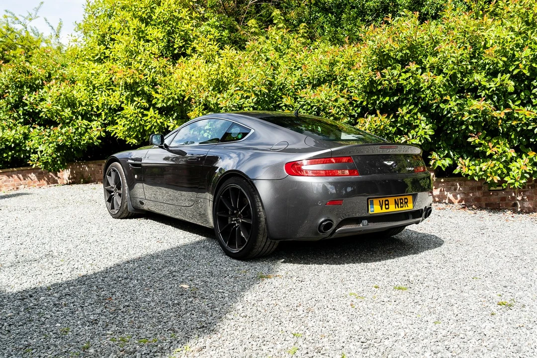 2006 Aston Martin V8 Vantage (2006-2017) - Image 10 of 30