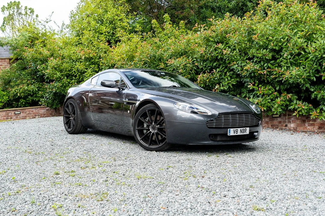 2006 Aston Martin V8 Vantage (2006-2017) - Image 2 of 30