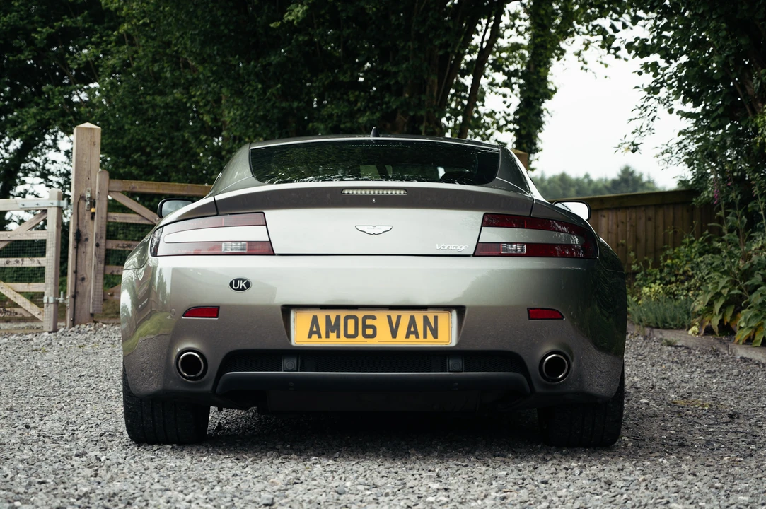 2006 Aston Martin V8 Vantage (2006-2017) - Image 6 of 31