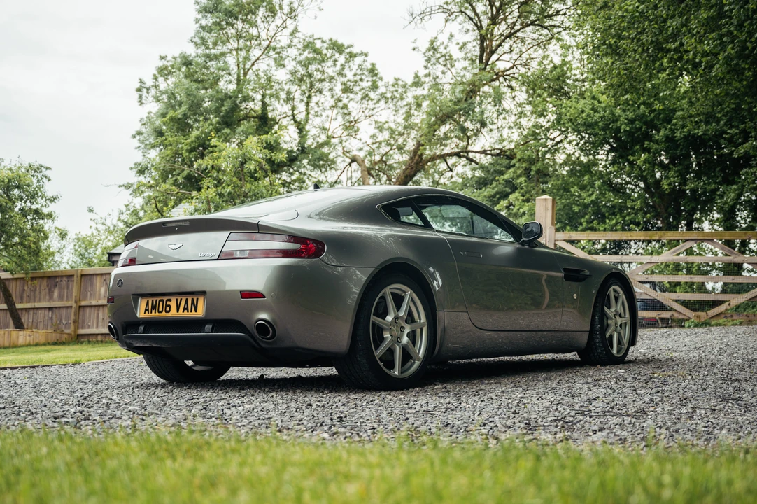 2006 Aston Martin V8 Vantage (2006-2017) - Image 7 of 31