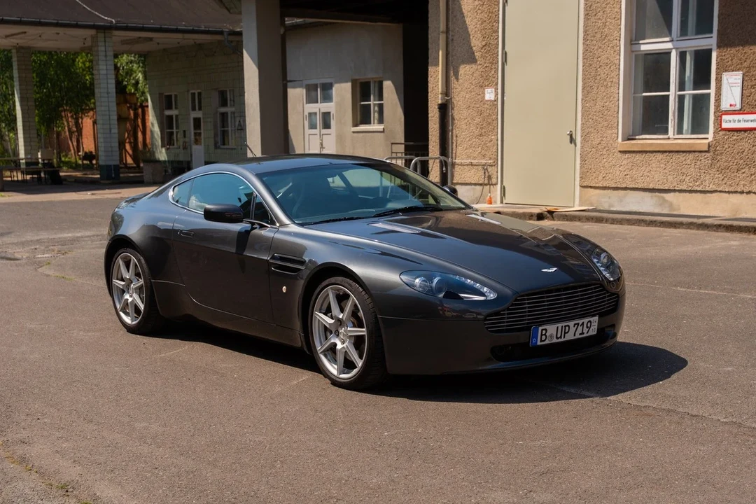 2006 Aston Martin Vantage - Image 22 of 30