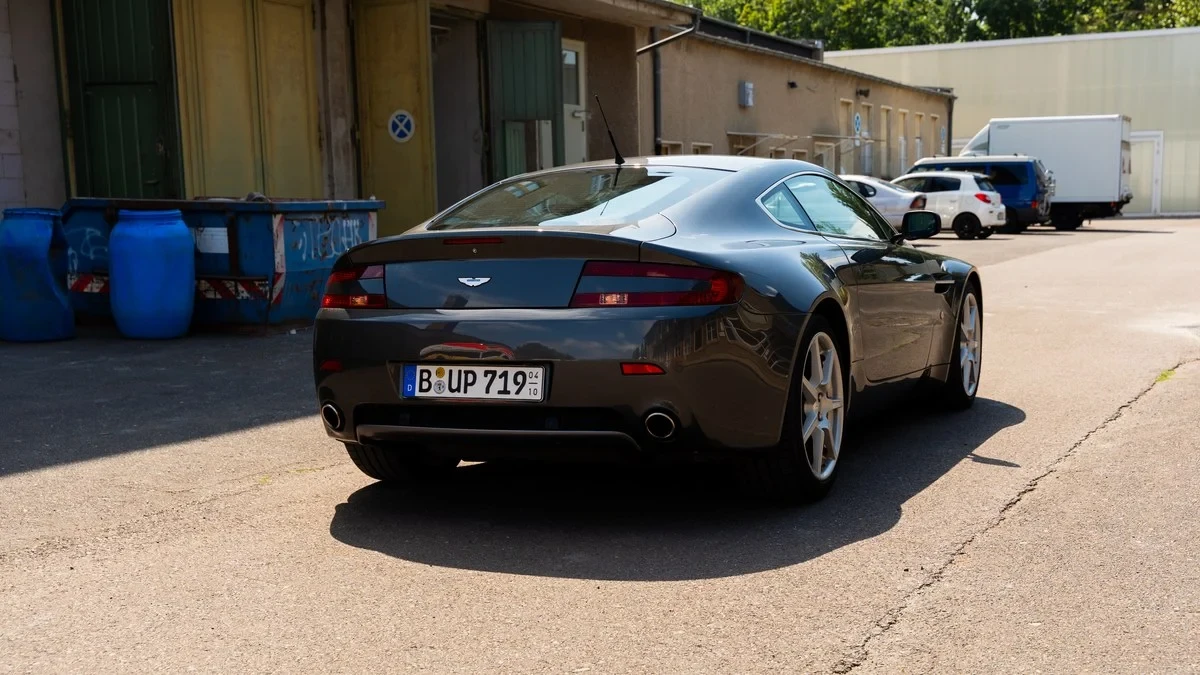 2006 Aston Martin Vantage - Image 10 of 31