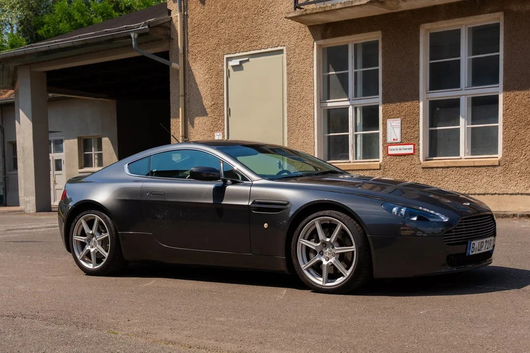 2006 Aston Martin Vantage - Image 23 of 31