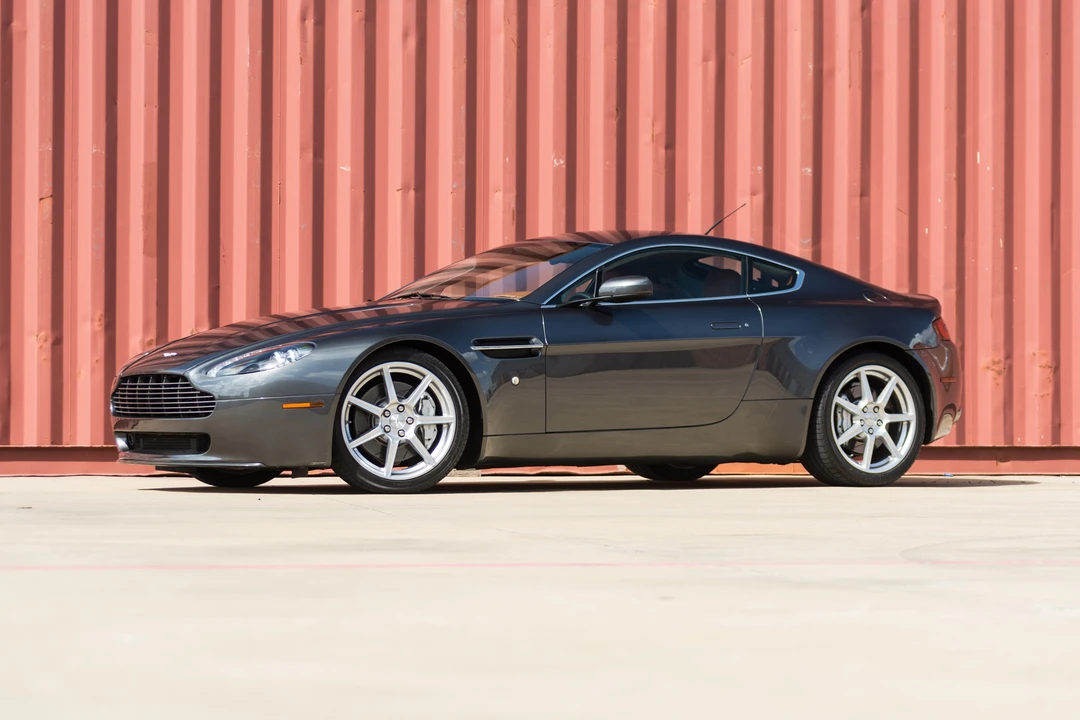 2006 Aston Martin V8 Vantage (2006-2017) - Image 2 of 31