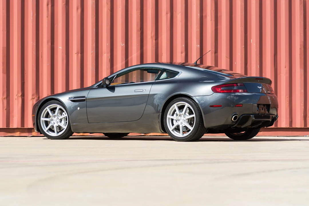2006 Aston Martin V8 Vantage (2006-2017) - Image 4 of 31