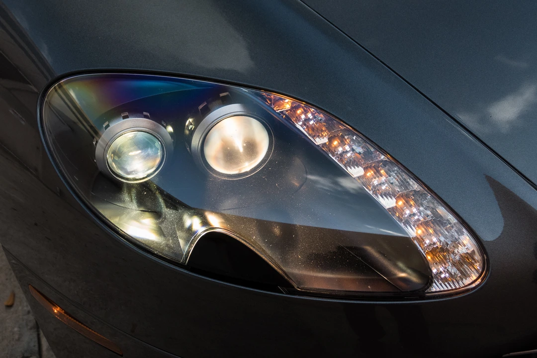 2006 Aston Martin V8 Vantage (2006-2017) - Image 14 of 31
