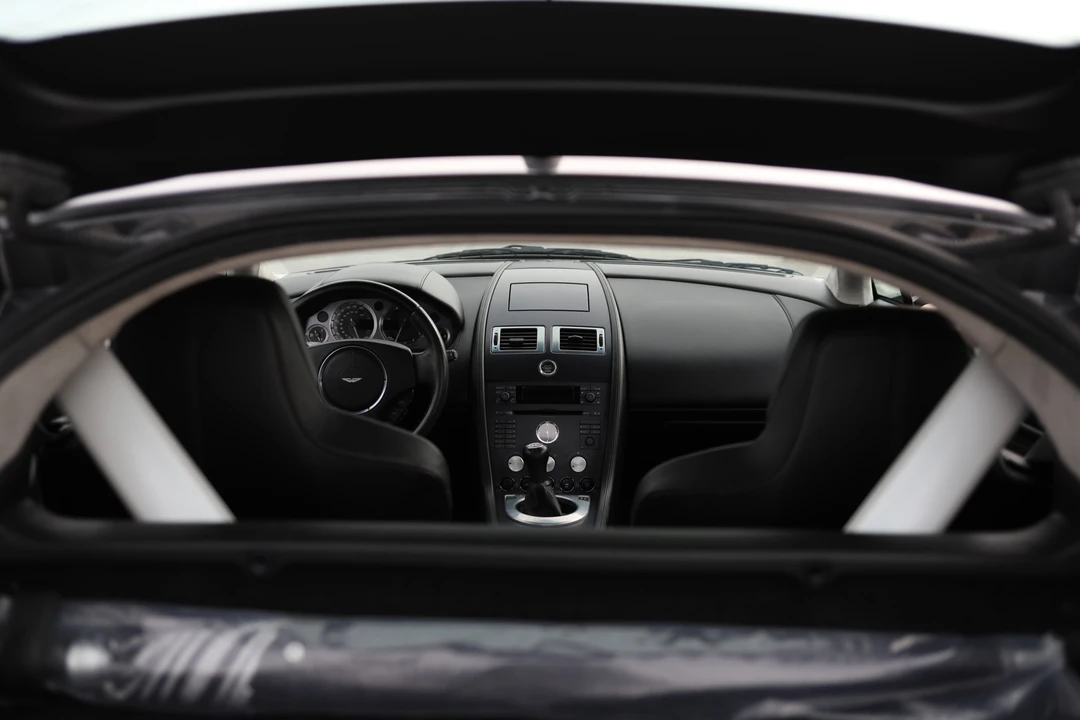 2006 Aston Martin V8 Vantage (2006-2017) - Image 24 of 31