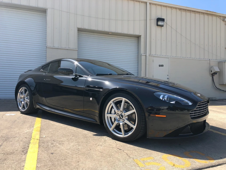 2006 Aston Martin V8 Vantage (2006-2017) - Image 10 of 31