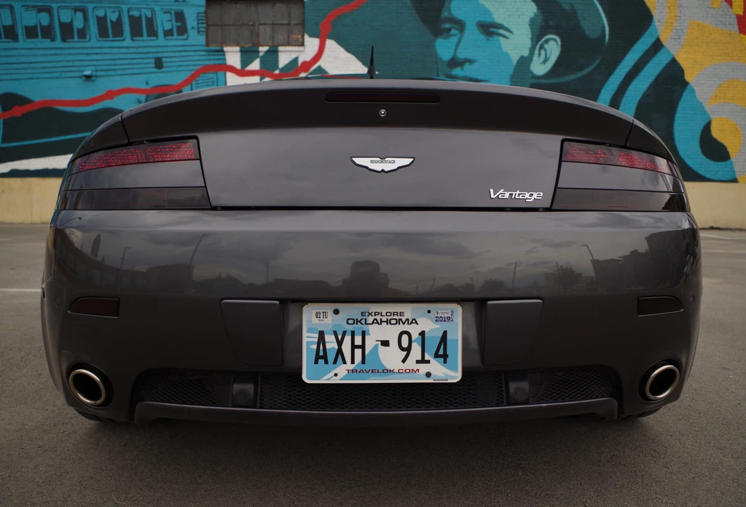 2006 Aston Martin V8 Vantage (2006-2017) - Image 28 of 31