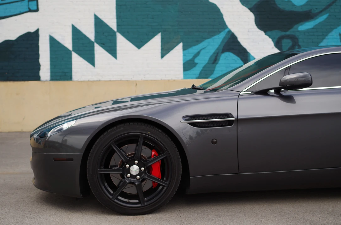 2006 Aston Martin V8 Vantage (2006-2017) - Image 8 of 31