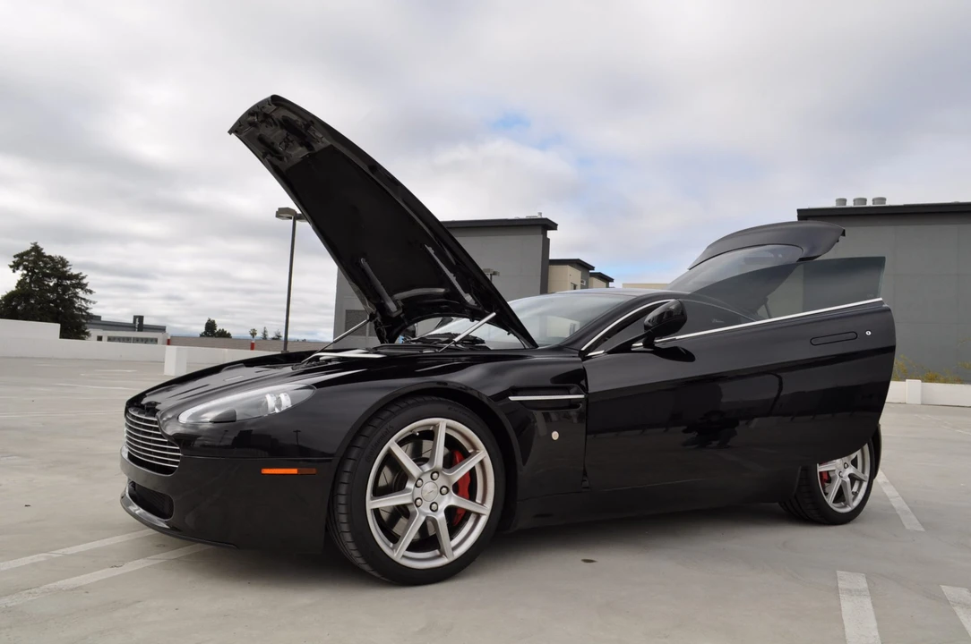 2006 Aston Martin V8 Vantage (2006-2017) - Image 6 of 31