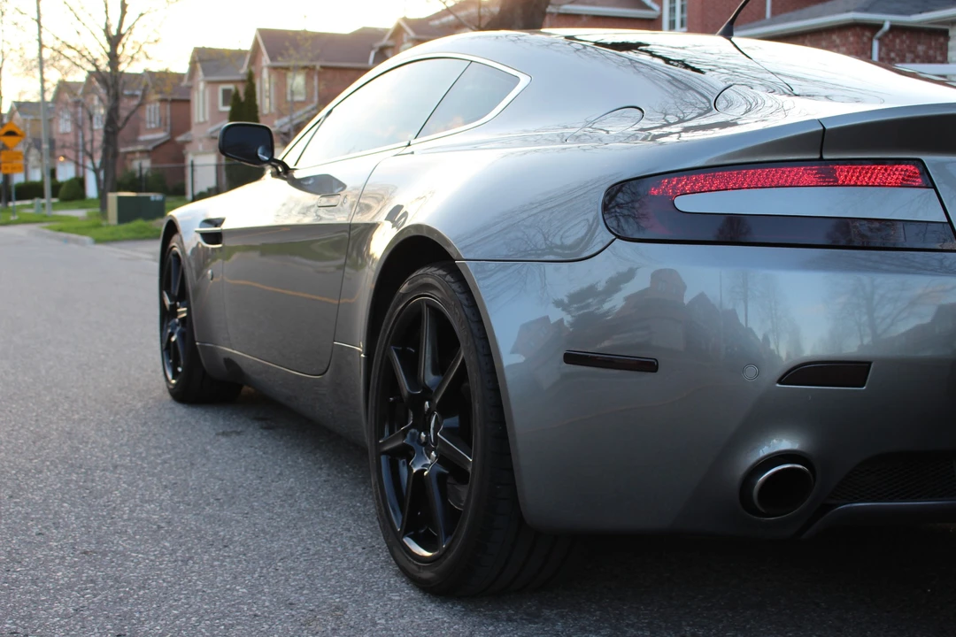 2006 Aston Martin V8 Vantage (2006-2017) - Image 12 of 31