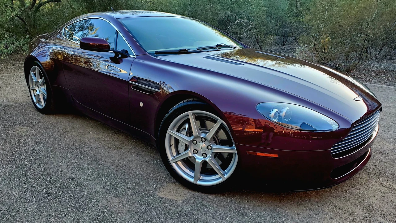 2006 Aston Martin V8 Vantage (2006-2017) - Image 22 of 31
