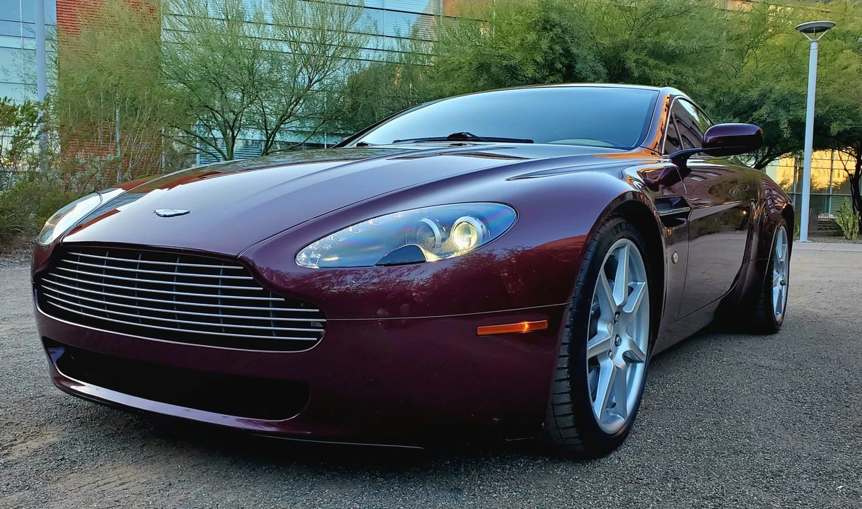 2006 Aston Martin V8 Vantage (2006-2017) - Image 2 of 31