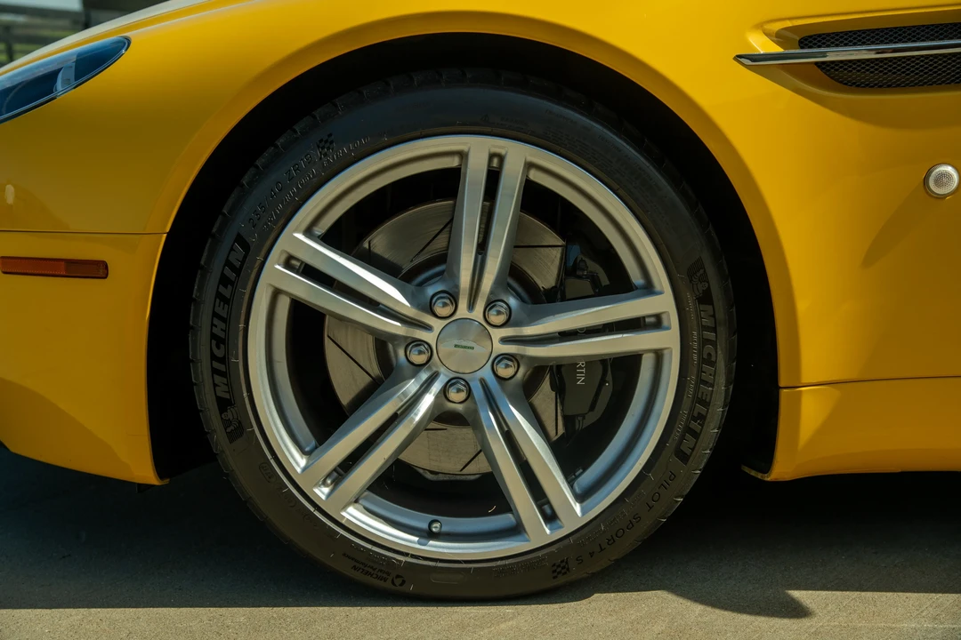 2006 Aston Martin V8 Vantage (2006-2017) - Image 22 of 31