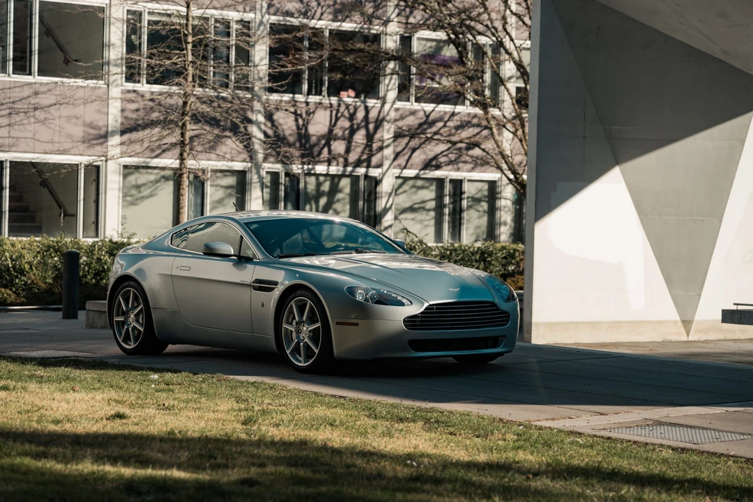 2006 Aston Martin V8 Vantage (2006-2017) - Image 17 of 31