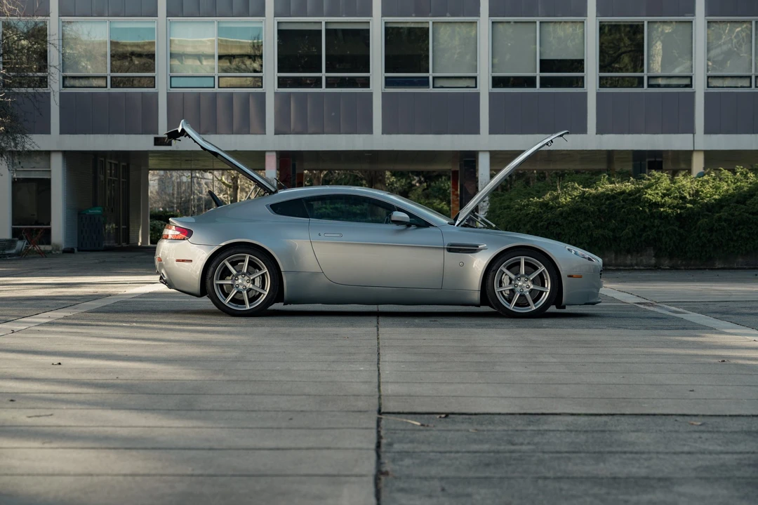 2006 Aston Martin V8 Vantage (2006-2017) - Image 26 of 31