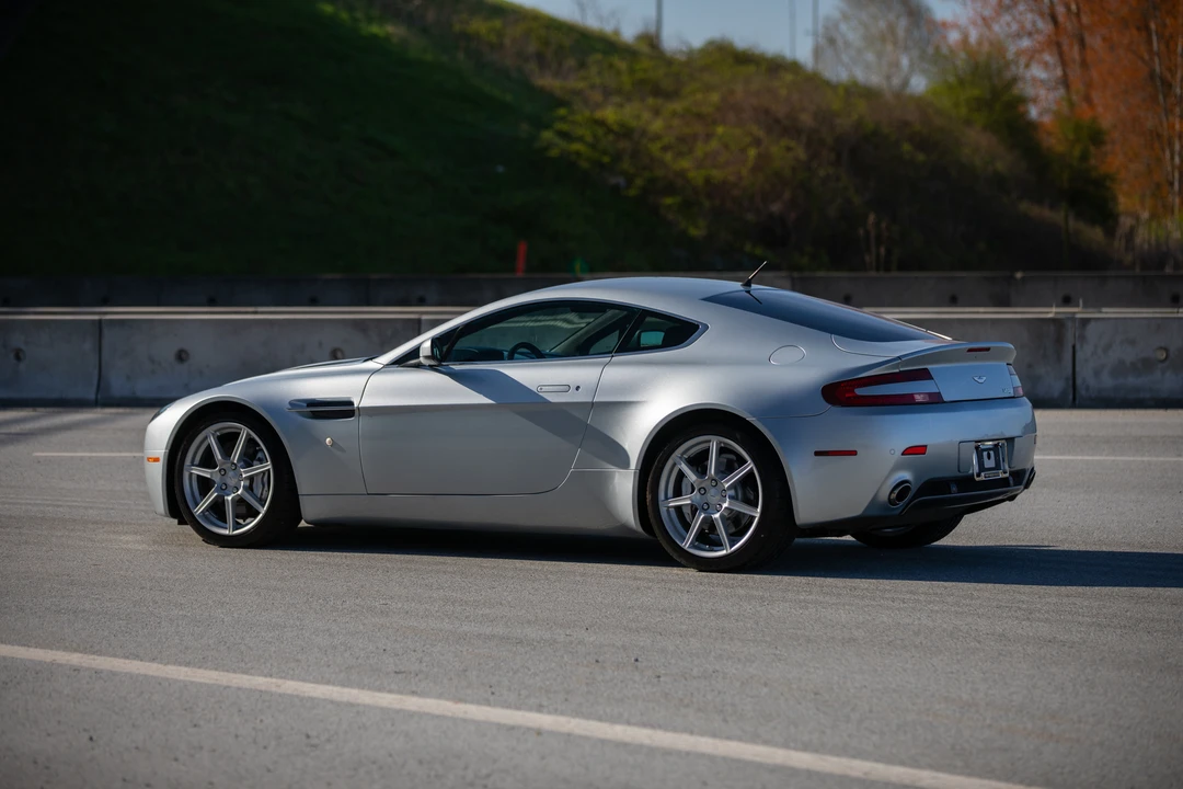 2006 Aston Martin V8 Vantage (2006-2017) - Image 29 of 31