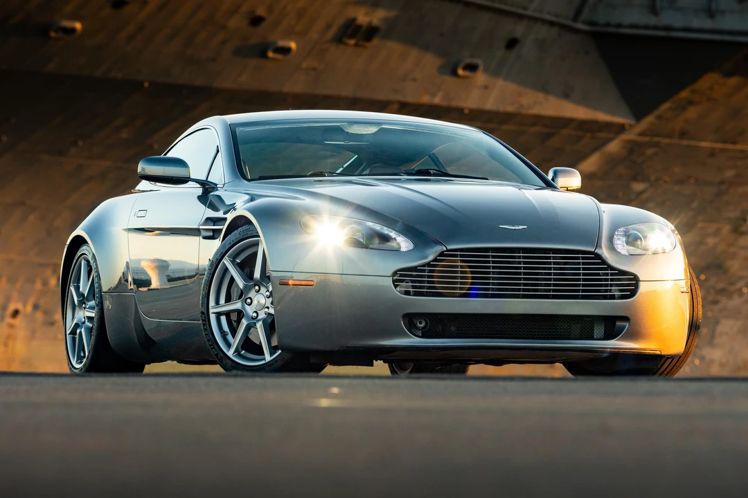 2006 Aston Martin Vantage - Image 12 of 31