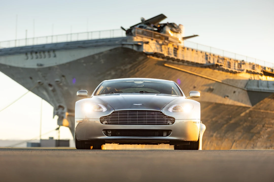 2006 Aston Martin Vantage - Image 14 of 31