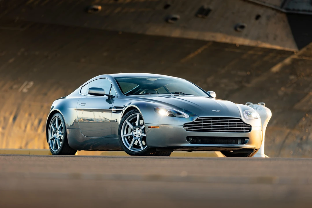 2006 Aston Martin Vantage - Image 10 of 31